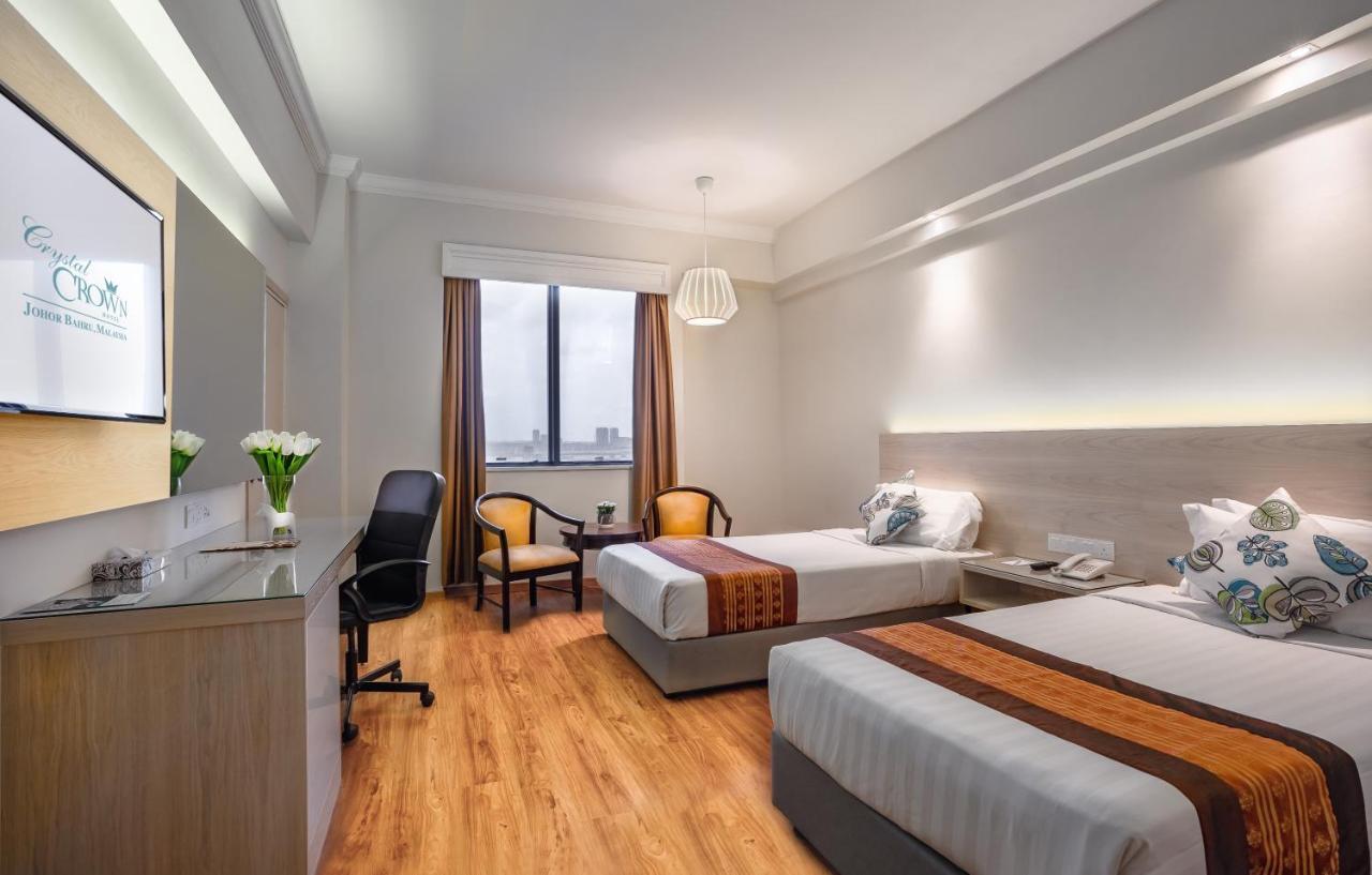 Hotel Crystal Crown Jb