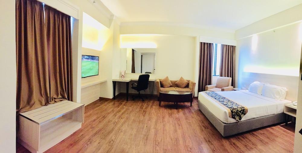 Crystal Crown Jb 3* Johor Bahru