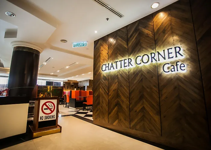 Crystal Crown Hotel Jb